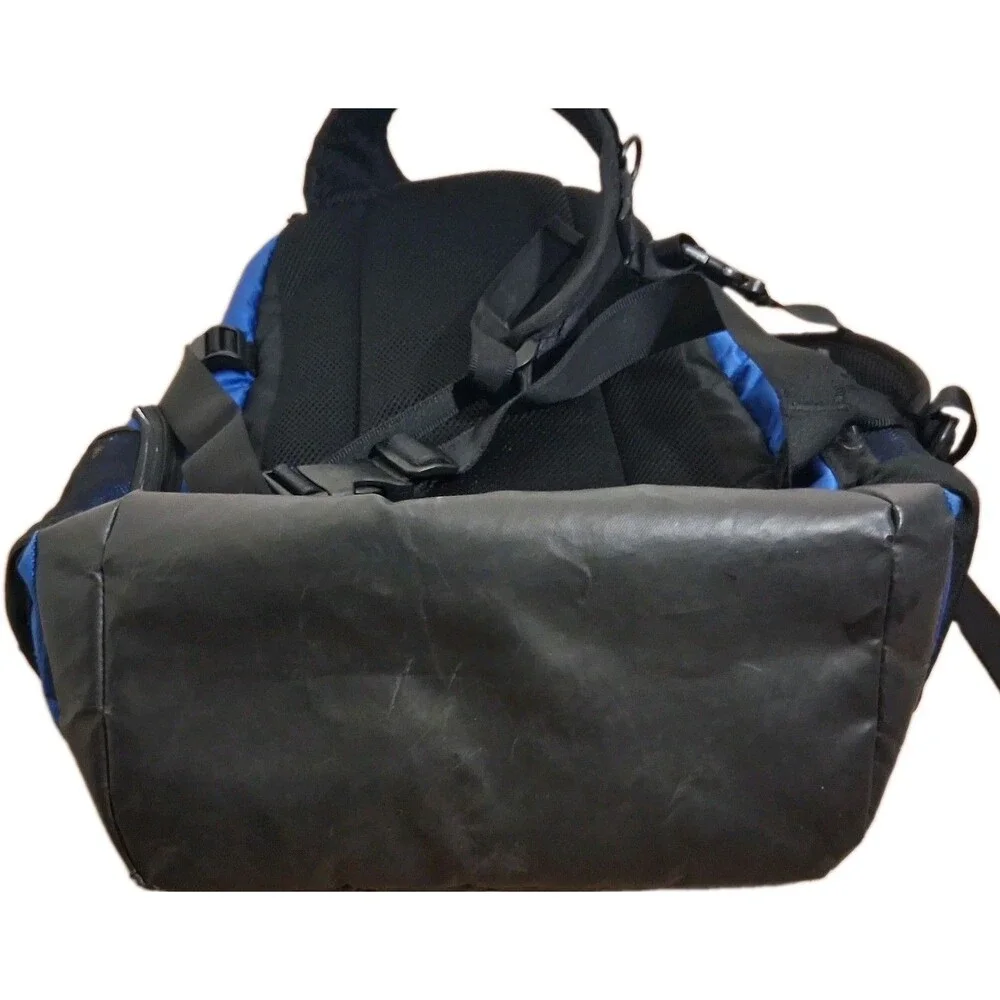 Speedo Teamster 35L Swim Backpack Blue Black Swim Gear Bag Wet Pocket Dirt Bag